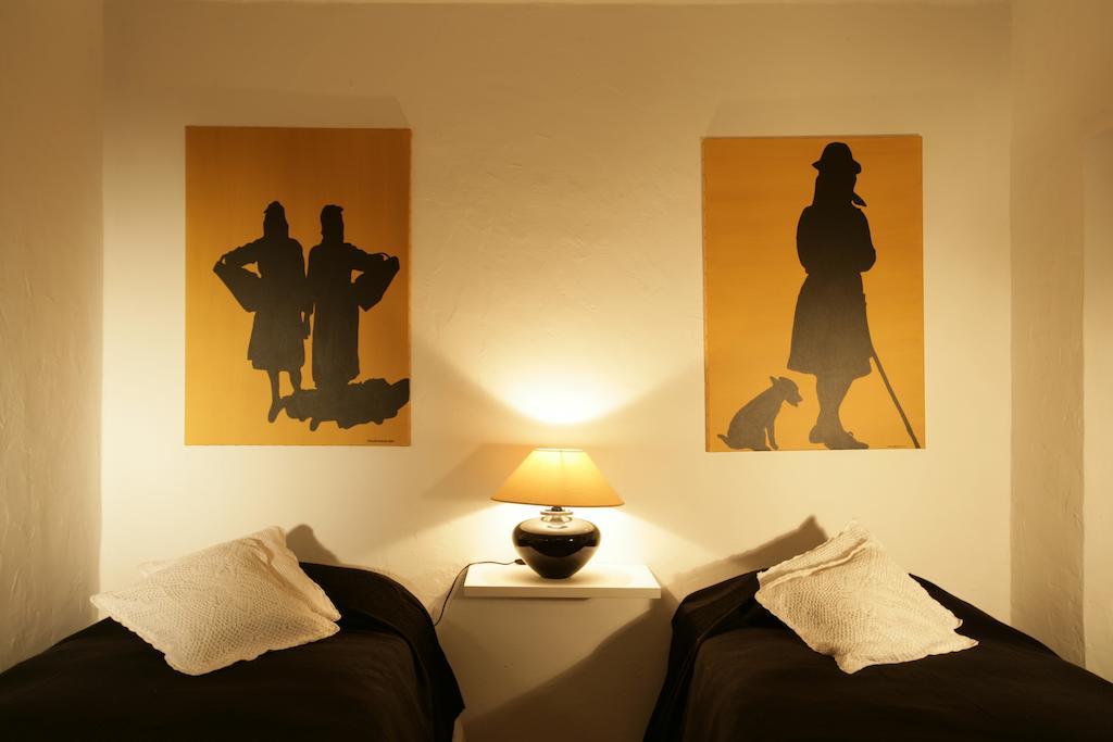 Monte Do Areeiro Villa Coruche Ruang foto
